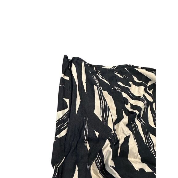 The Limited Women's Silk A-Line‎ Floral Skirt Size 4 Multicolor Casual - Picture 4 of 4